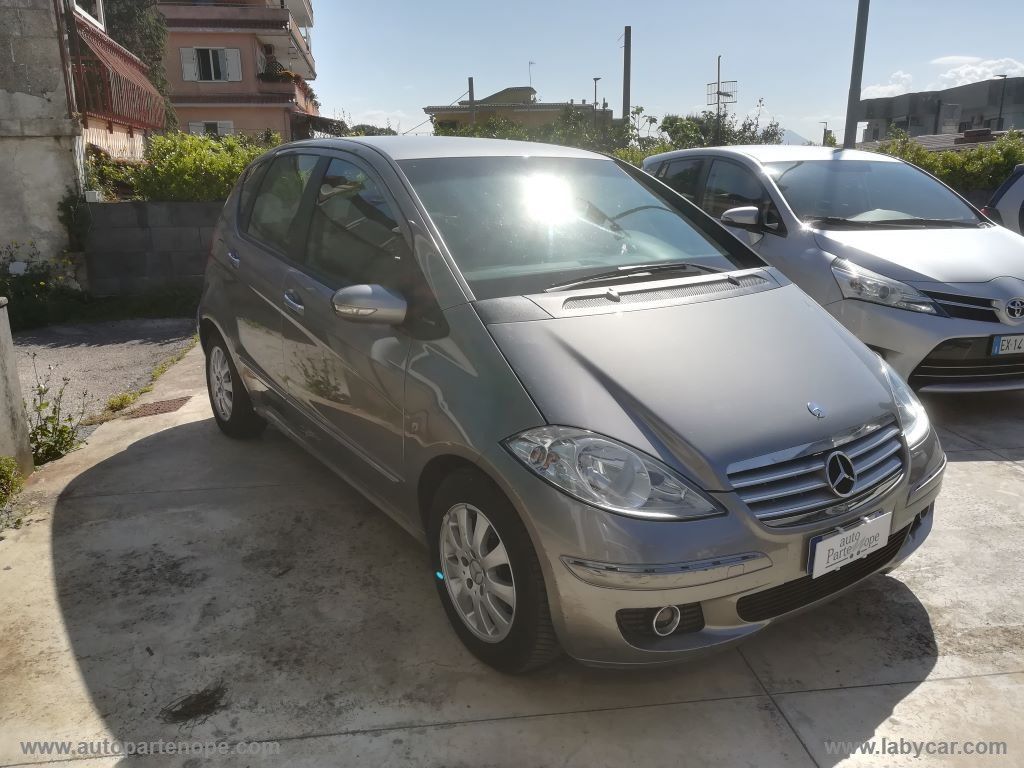 MERCEDES-BENZ A 180 CDI Elegance