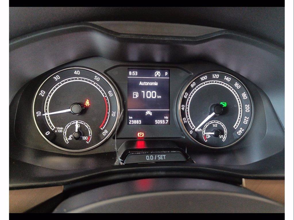 SKODA Kamiq 1.0 tsi black dots 110cv dsg del 2023