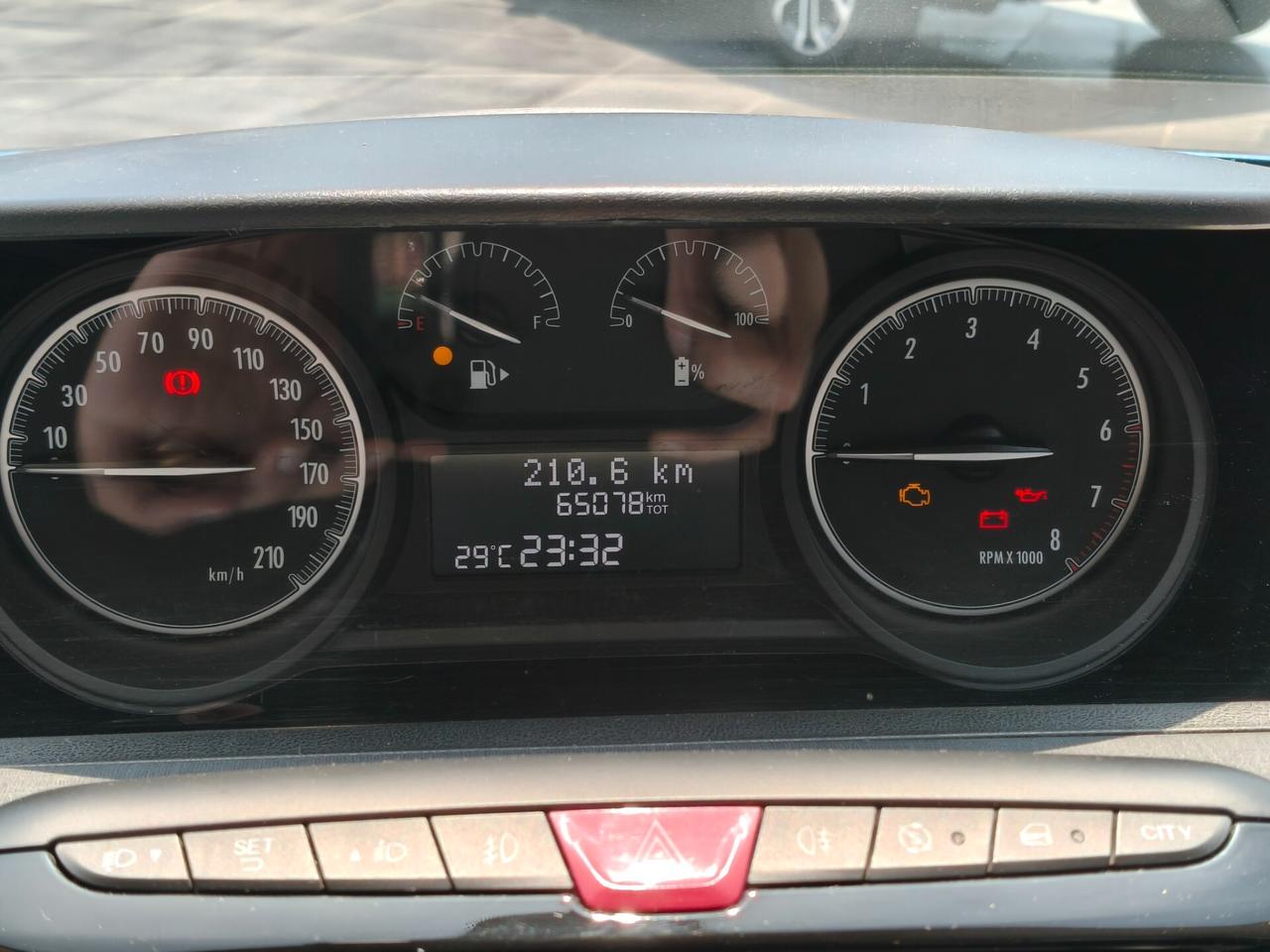 Lancia Ypsilon 1.0 FireFly 5 porte S&S Hybrid Gold