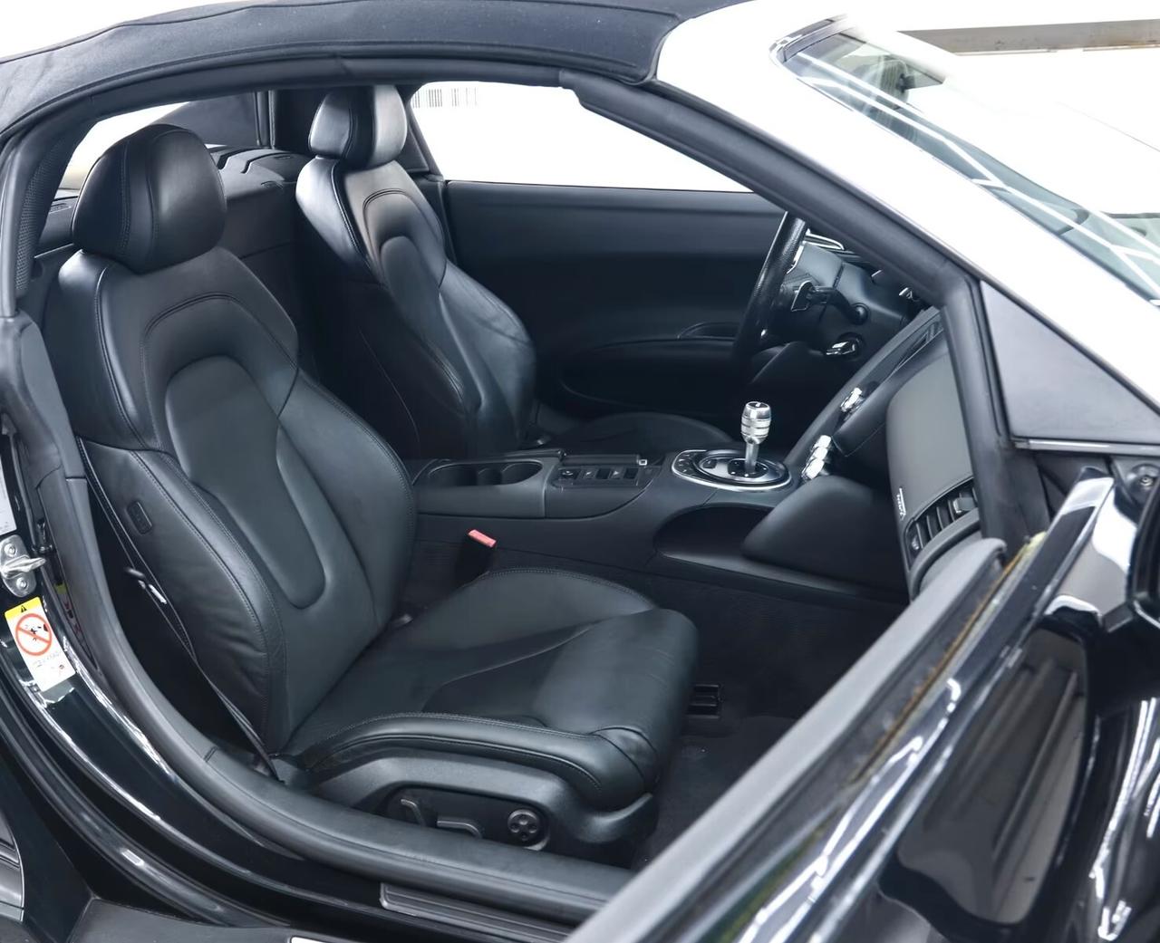 Audi R8 Spyder 4.2 V8 FSI quattro R tronic