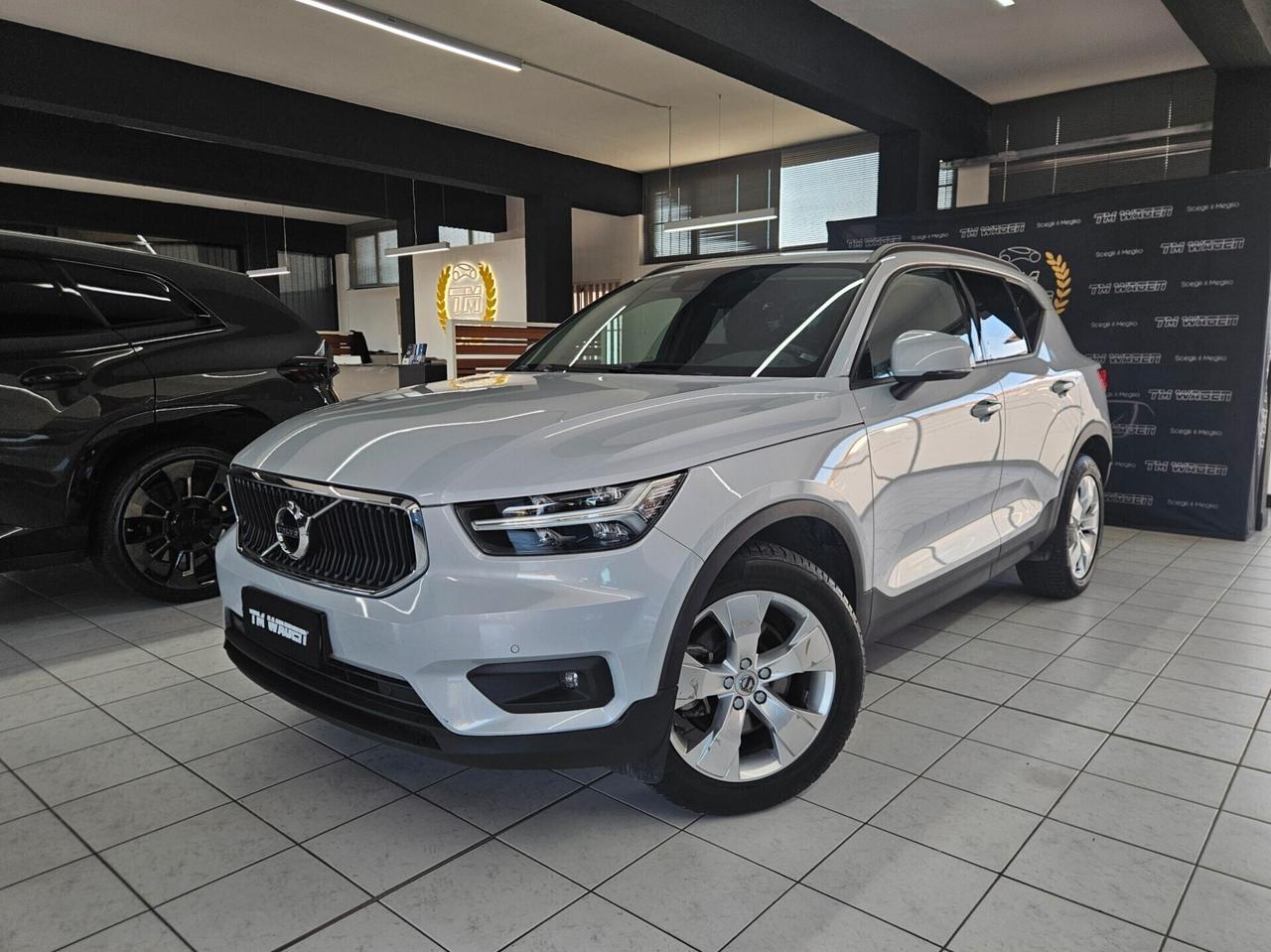 Volvo XC40 2.0 Business awd my20 - IVA ESPOSTA