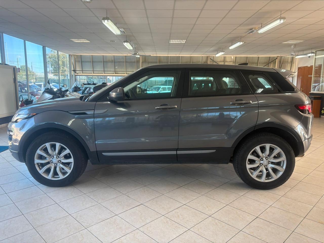 Land Rover Range Evoque 2.0 eD4 5p. SE Dynamic