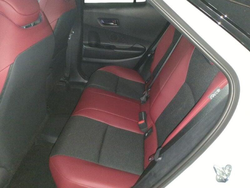 Toyota C-HR 1.8 HV E-CVT Lounge Hero