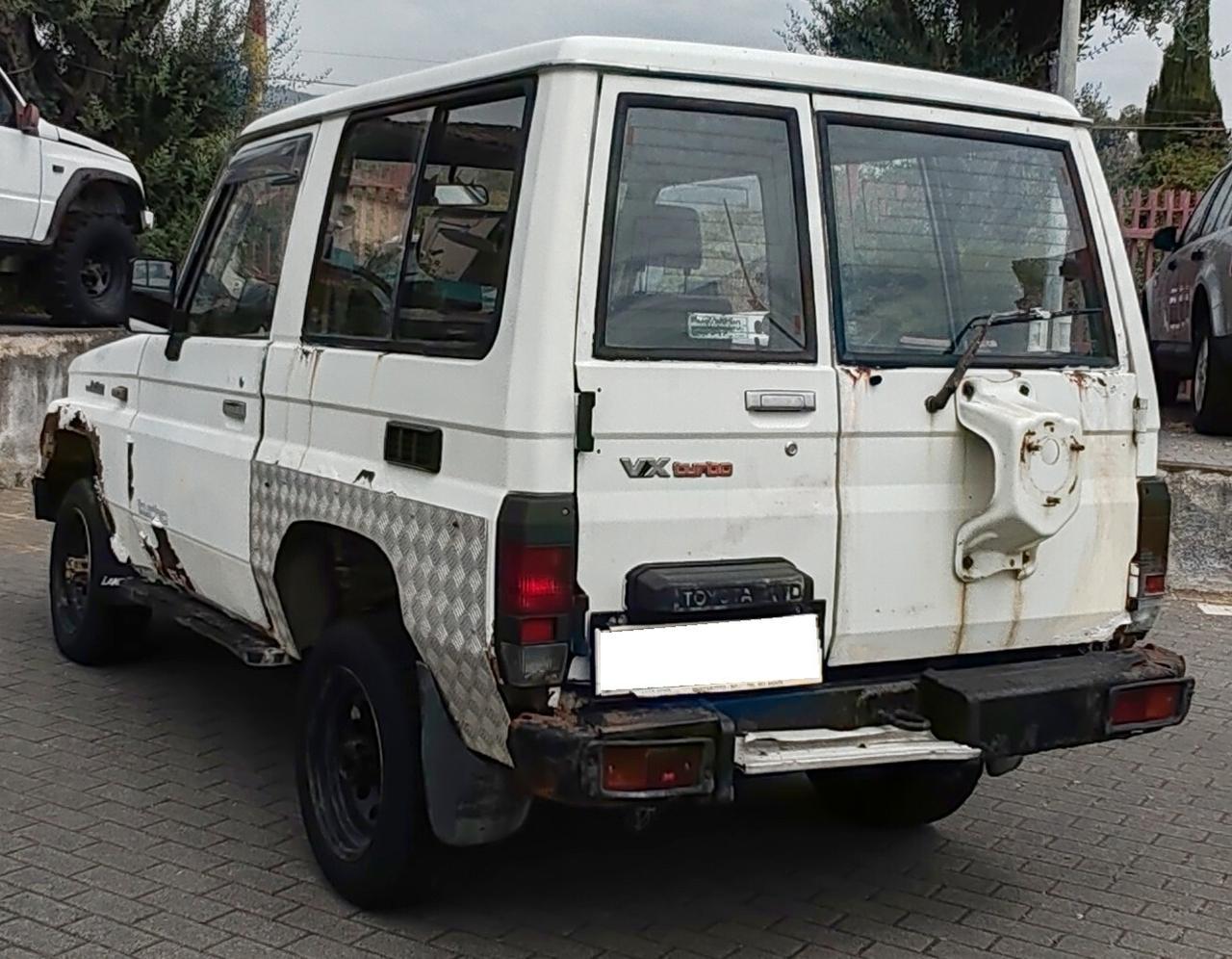 Toyota Land Cruiser II 2.4 turbodiesel SW LJ70