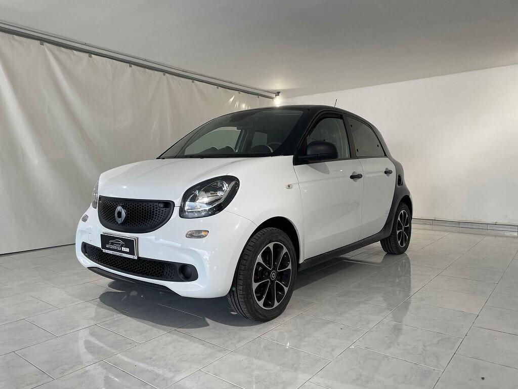 SMART FORFOUR 2015 5 PORTE 75 CV X NEOPATENTATI