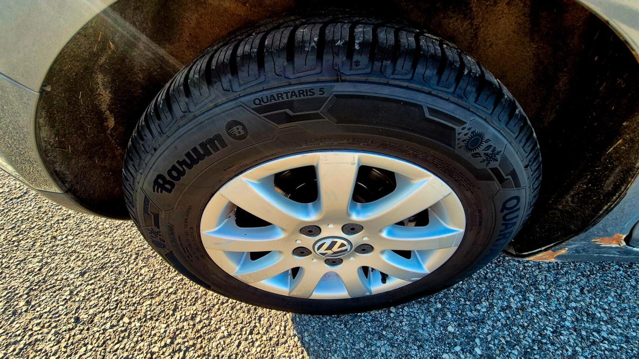 Volkswagen Golf Plus 1.6 NEOPATENTATI UNICO PROPRIETARIO