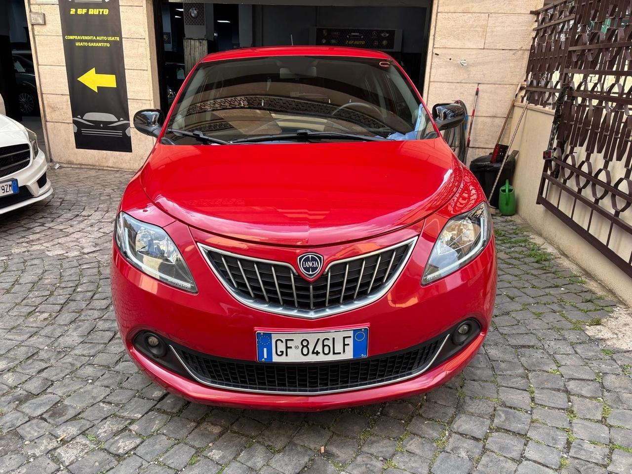 Lancia Ypsilon 1.0 FireFly 5 porte S&S Hybrid Ecochic Gold