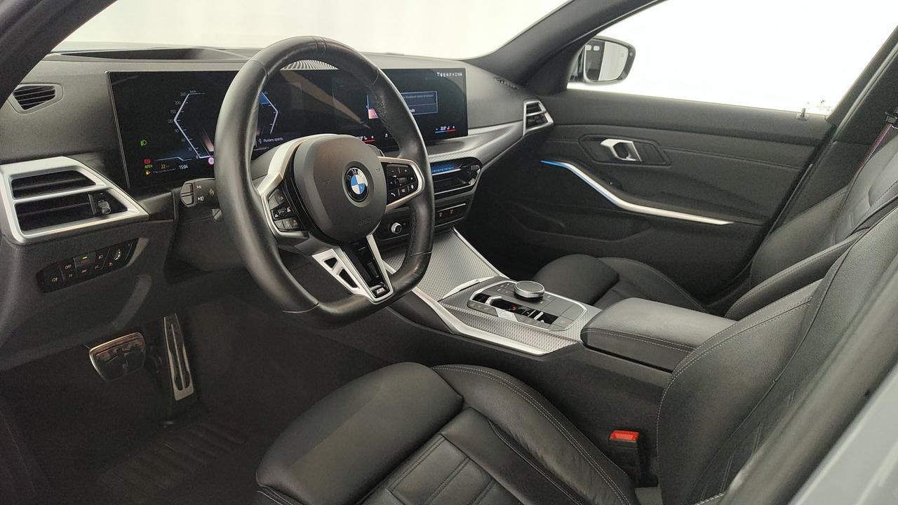 BMW 320d Touring mhev 48V xdrive MSport auto