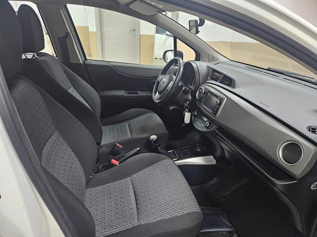 Toyota Yaris 1.0 5 porte Lounge