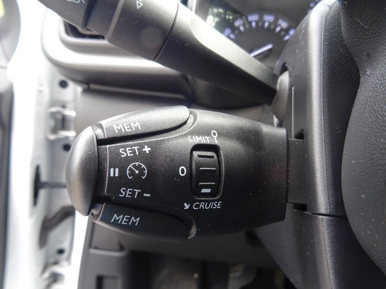 Citroen C3 PureTech 83cv Feel OK NEOPATENTATI