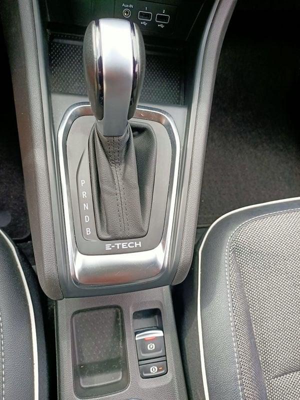 Renault Captur 1.6 E-TECH Hybrid Intens Auto 145cv 1.6 E-Tech hybrid Intens 145cv auto
