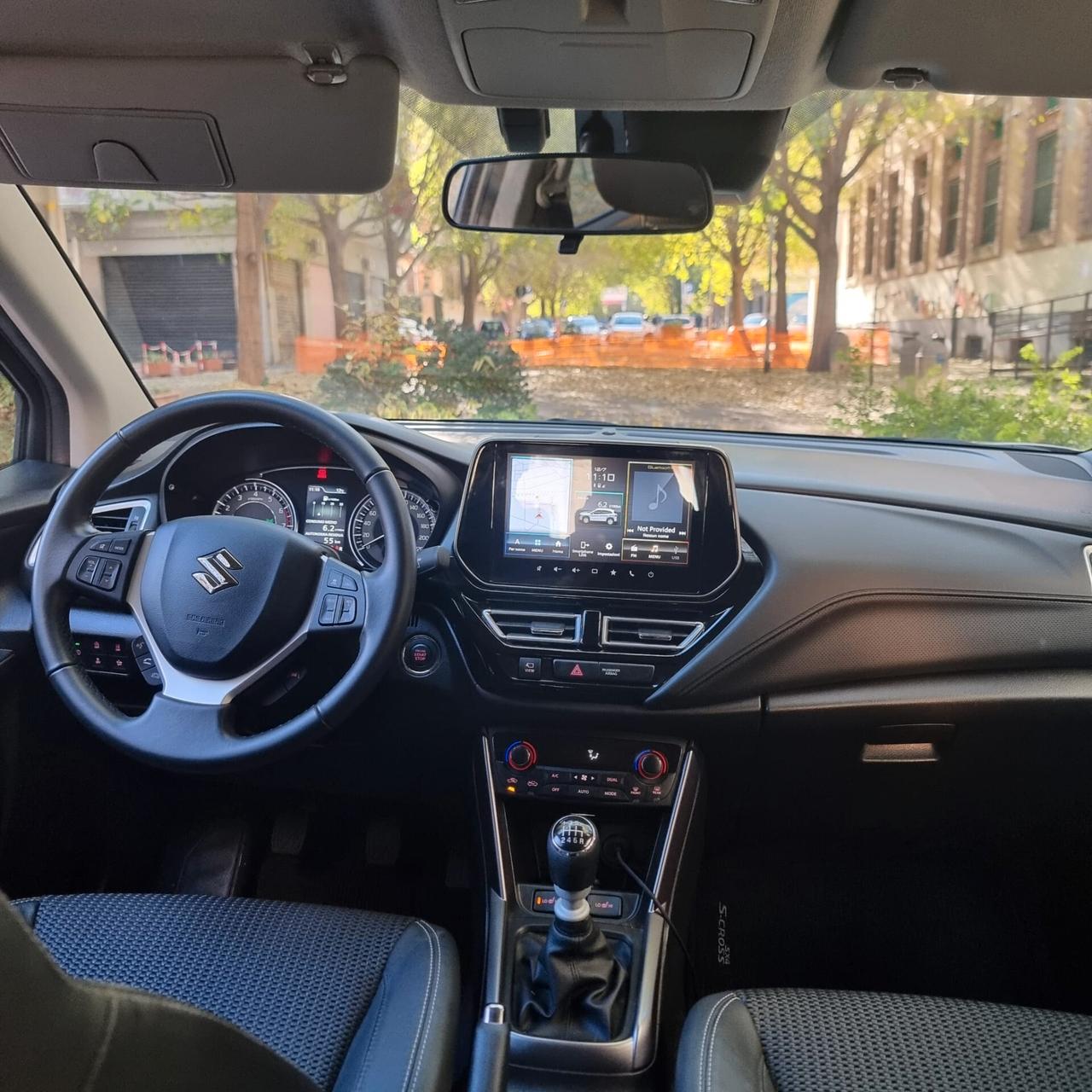 Suzuki S-Cross 1.4 Hybrid Top