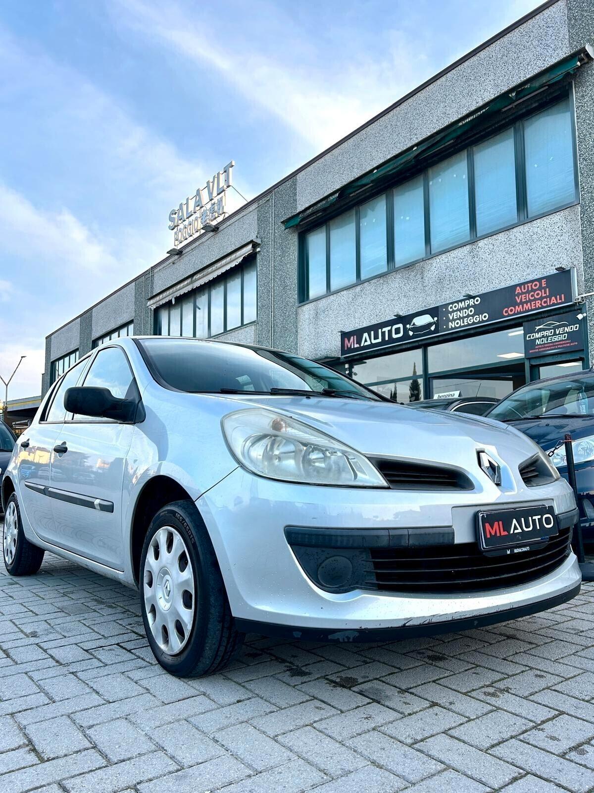 Renault Clio 1.2 16V 5 porte Dynamique - ok neopatentato