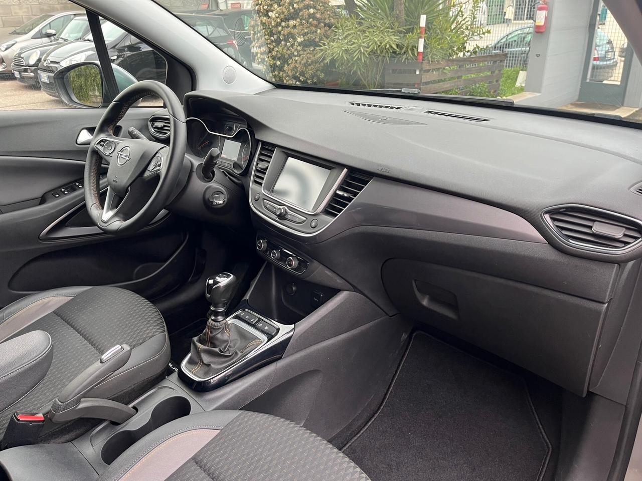 Opel Crossland X 1.5 ecotec 102cv Innovation CAMERA/PDC PERFET.