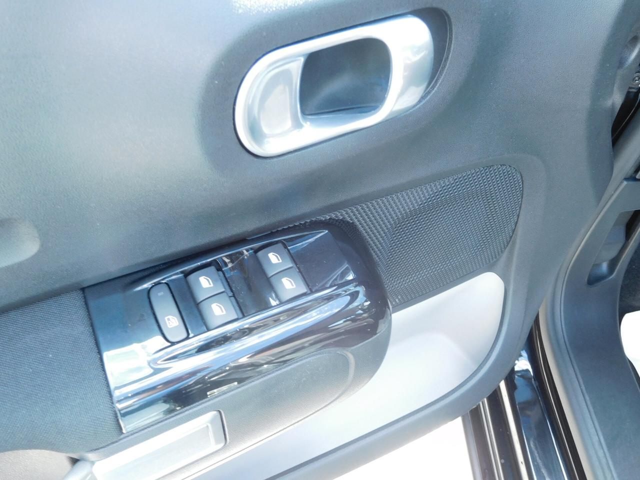 Citroen C3 PureTech 82 Shine