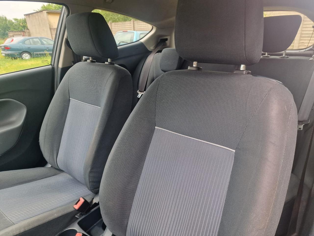 Ford Fiesta 1.2 82CV ADATTA NEOPATENTATI