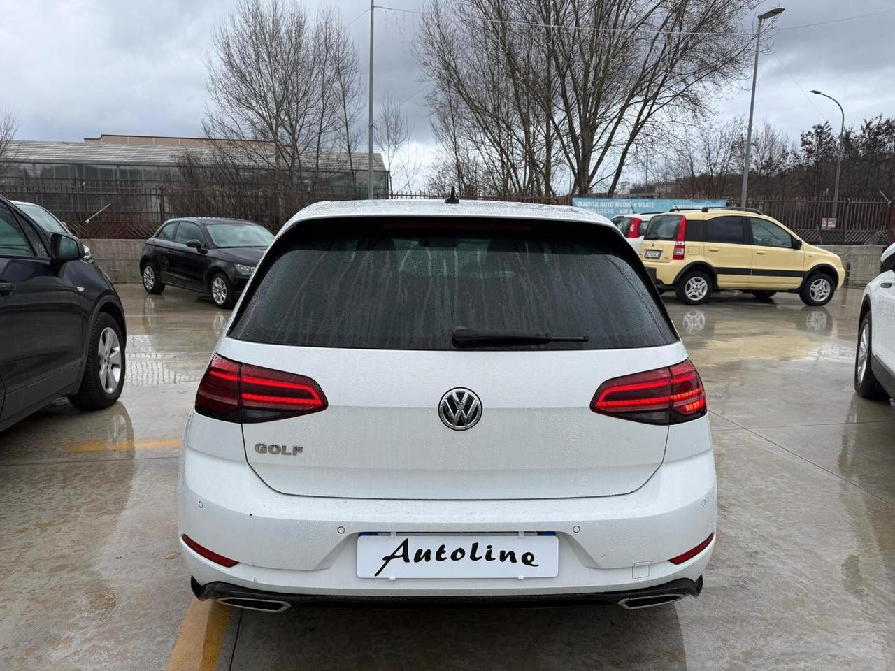 Volkswagen Golf 1.6 TDI 115 CV -R LINE-FULL LED