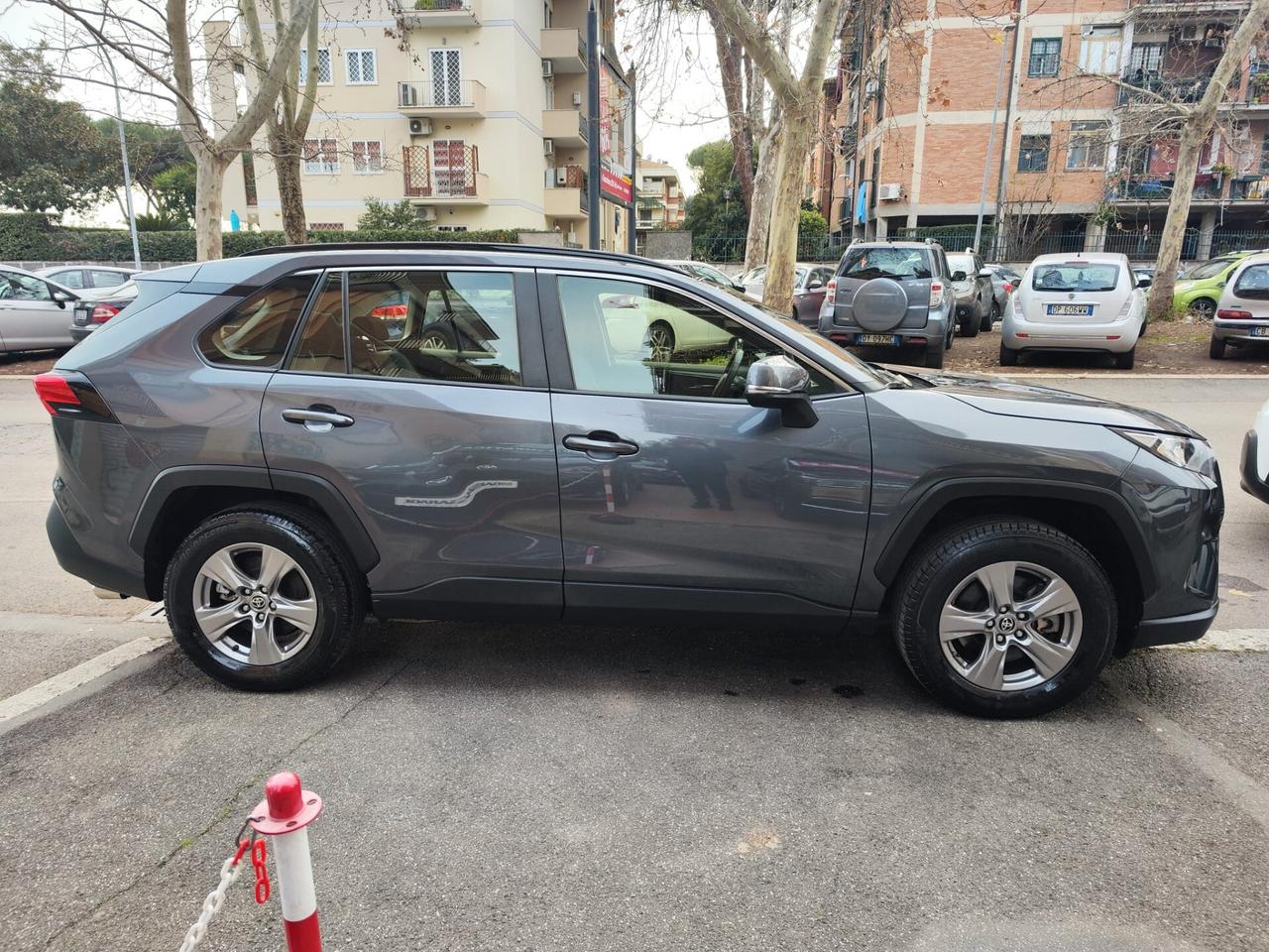 Toyota RAV 4 RAV4 2.5 HV (222CV) E-CVT AWD-i Business