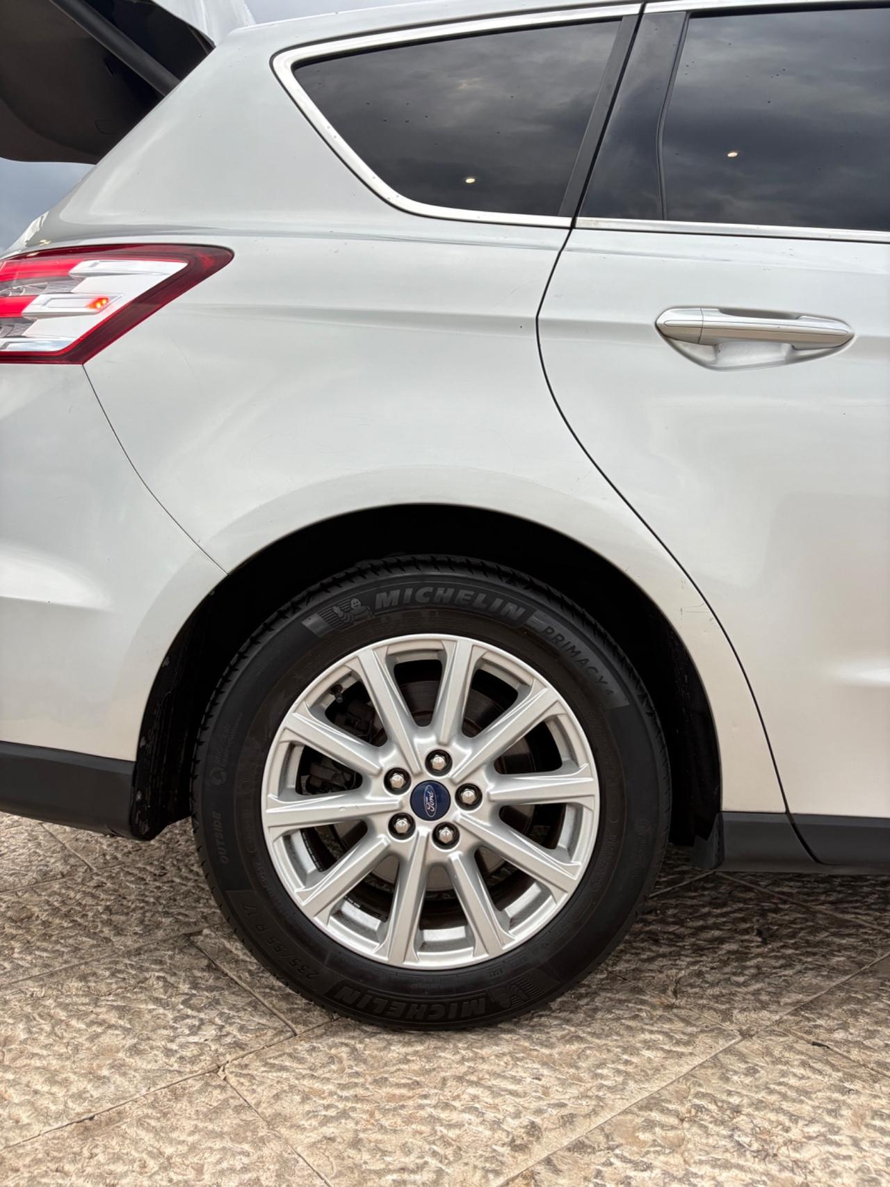 Ford S-Max 2.0 TDCi 150CV 7 posti Titanium