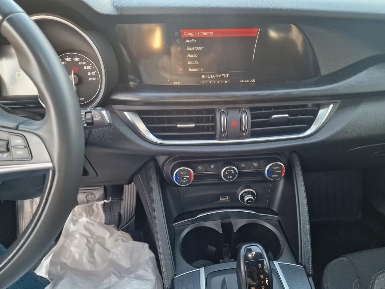 Alfa Romeo Stelvio 2.2 Turbodiesel 180 CV AT8 RWD Executive