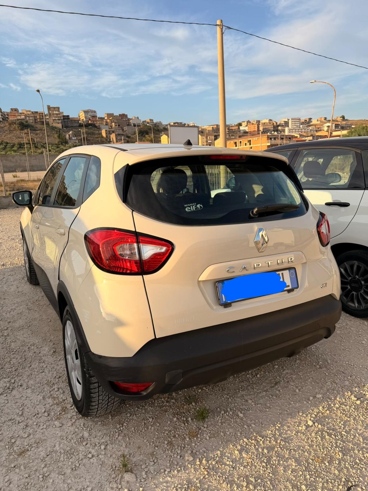 Renault Captur 1.5 dCi 8V 90 CV