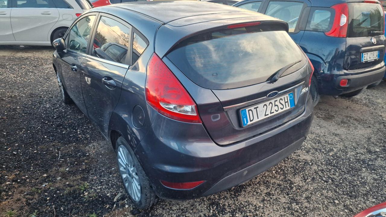 Ford Fiesta 1.2 82 CV 5 porte Titanium