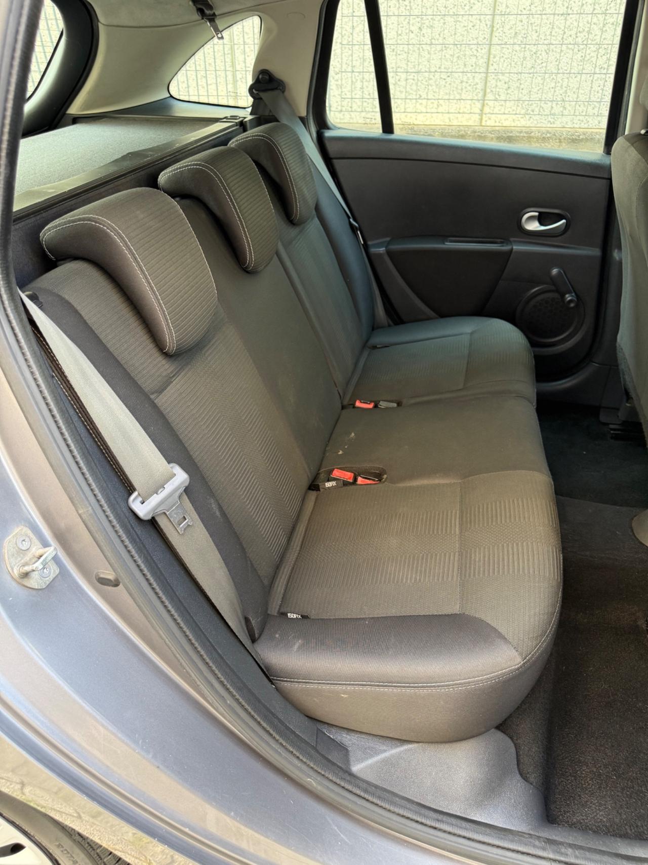 Renault Clio 1.5 dCi 75CV SporTour Navi*Clima*Neopatentati