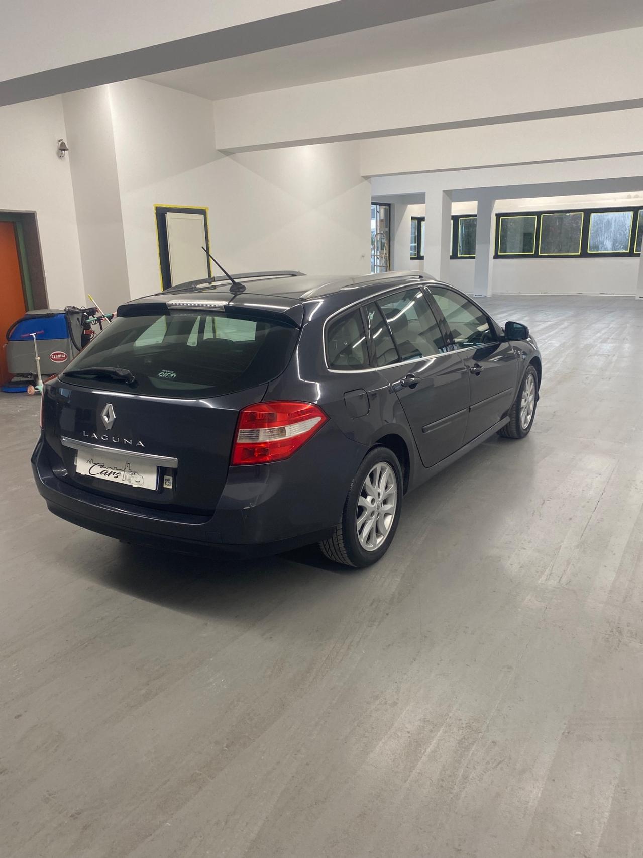 Renault Laguna 2.0 dCi 130CV SporTour Dynamique