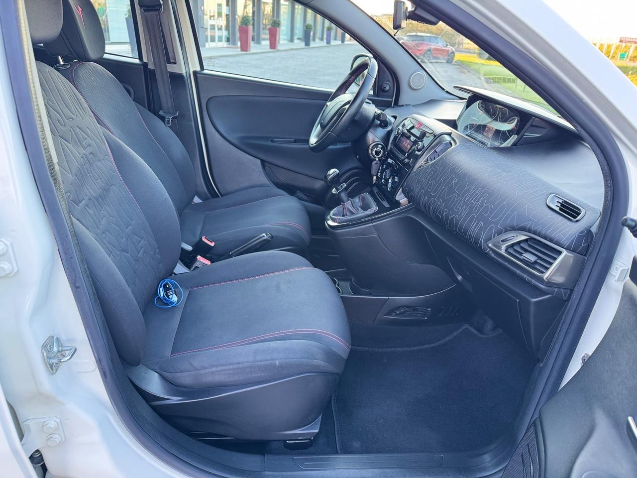 Lancia Ypsilon 1.2 GPL Ecochic Elefantino 2014