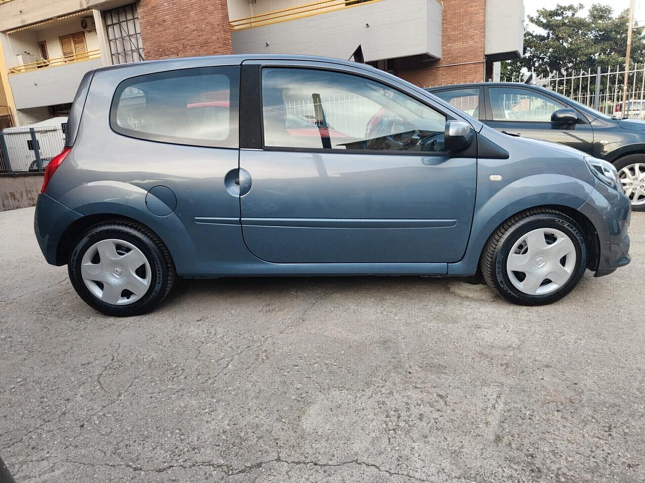 Renault Twingo 1.2 75cv