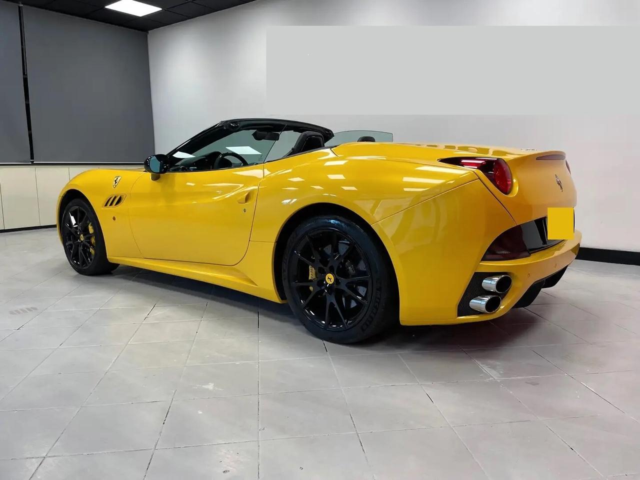 Ferrari California DCT