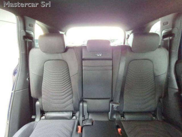 MERCEDES-BENZ GLB 200 GLB 4matic 7 POSTI business extra auto - GH917PZ