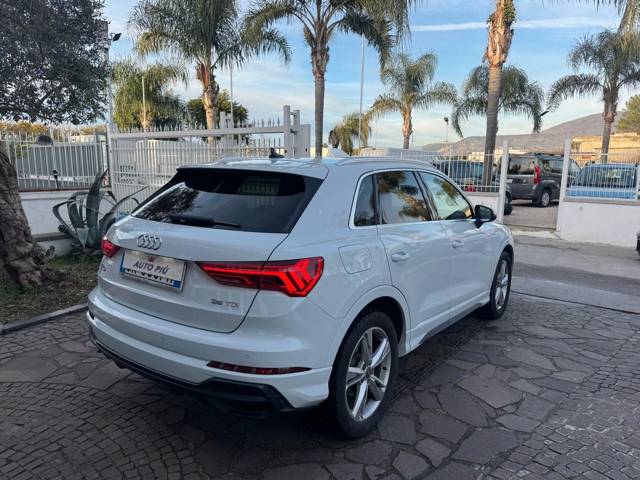 Audi Q3 2.0 TDI 150 CV S line Edition tronic