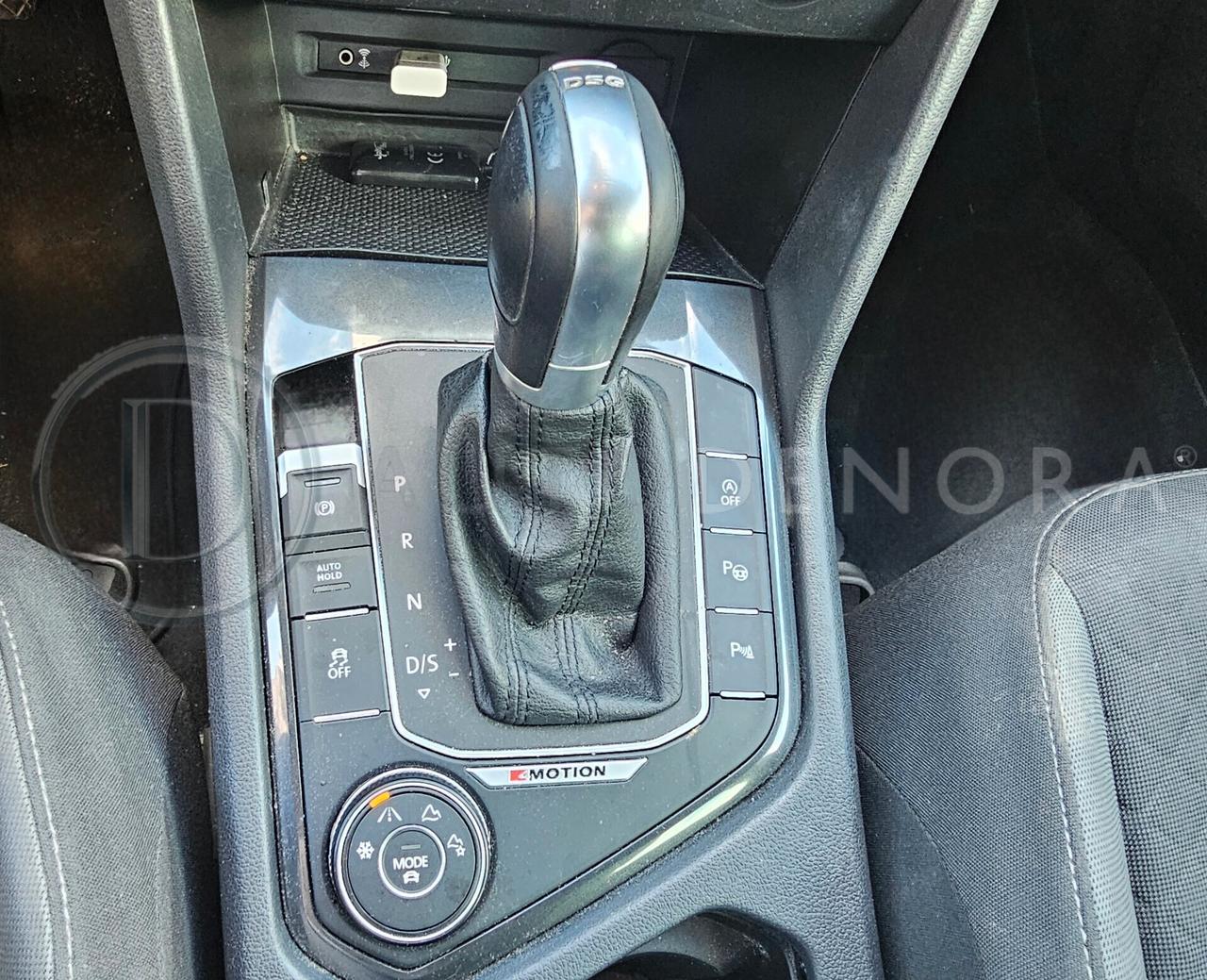 Volkswagen Tiguan 2.0 TDI SCR DSG 4MOTION Business BMT#LED#NAVI #COCKPIT#CARPLAY