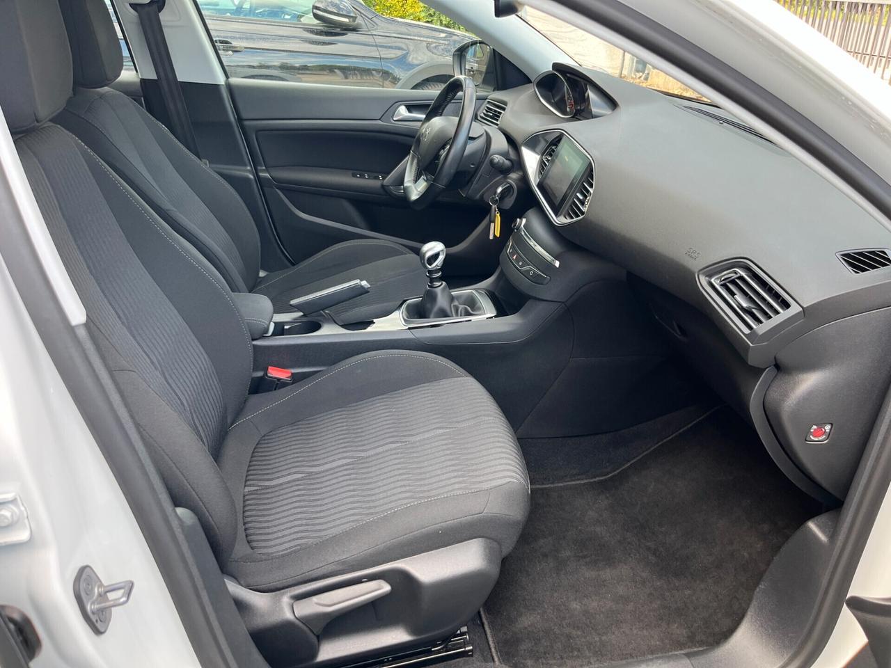 Peugeot 308 BlueHDi 120 S&S SW Bus km 89916