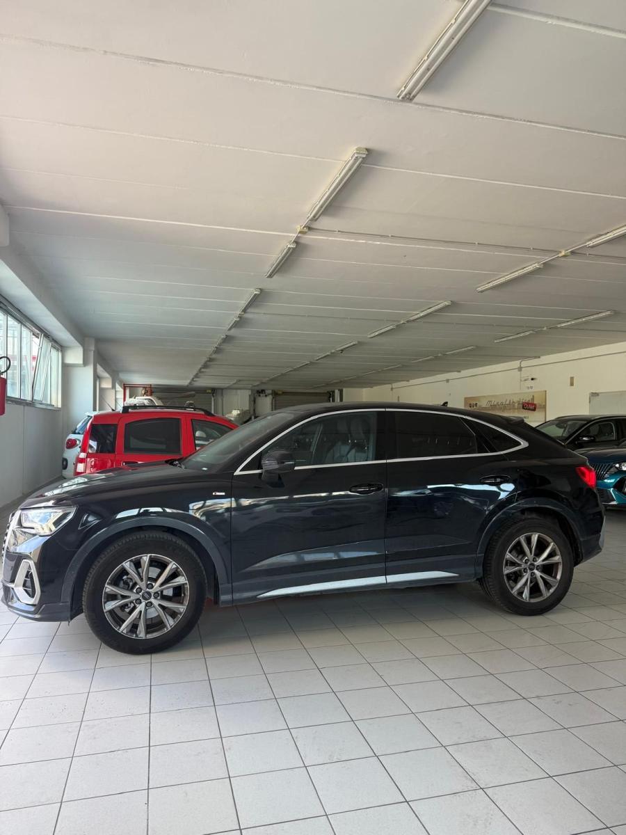 AUDI - Q3 Sportback - Q3 SPB 35 TDI S tronic S line edition