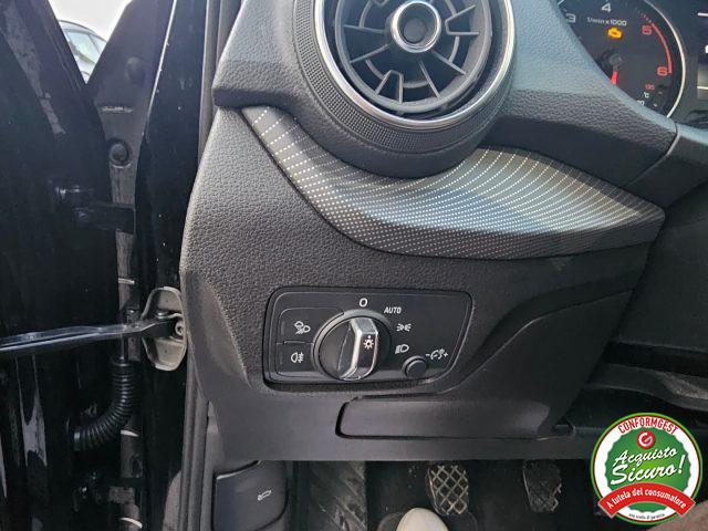 AUDI Q2 30 TDI Business