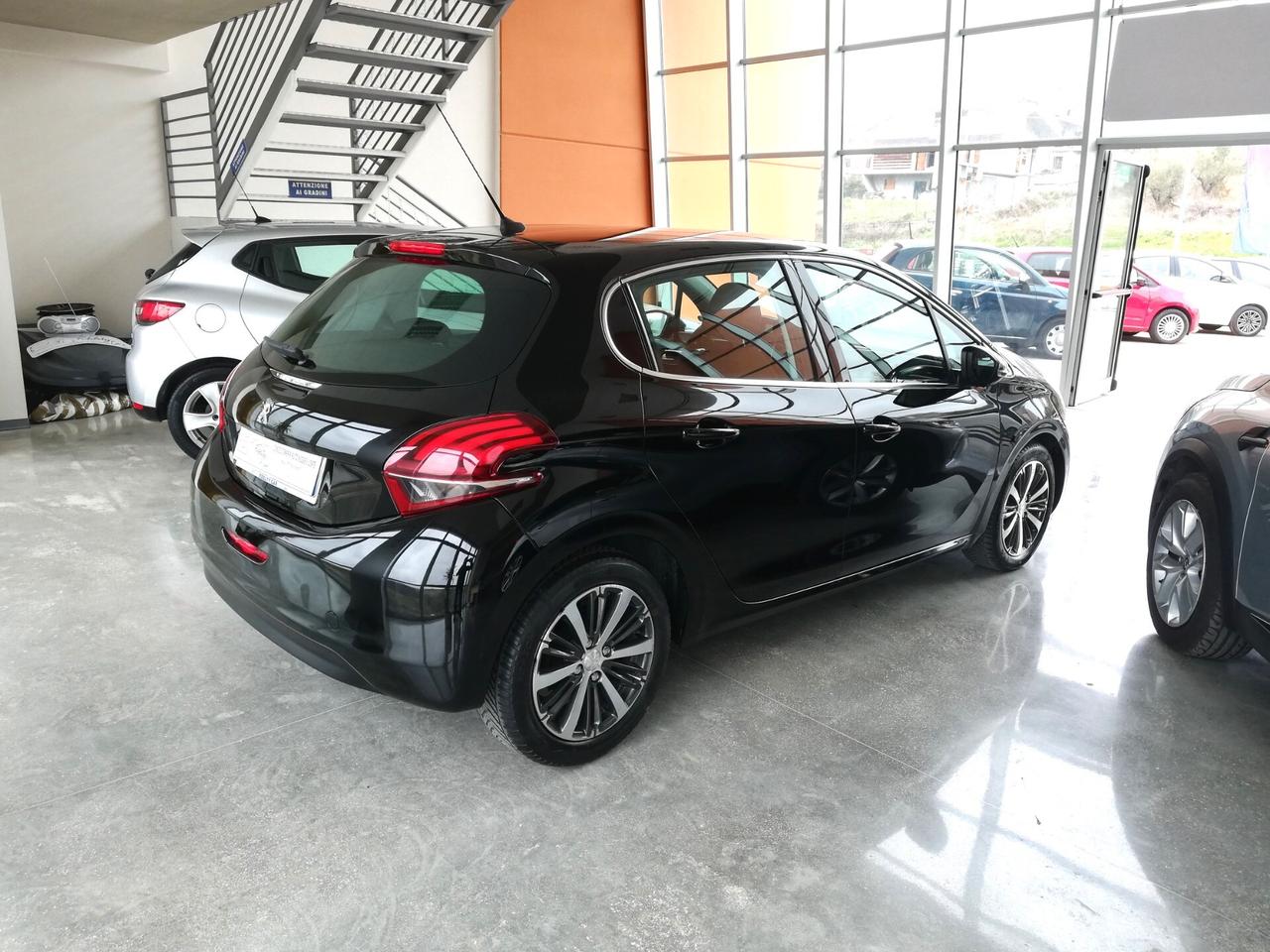 Peugeot 208 BlueHDi 75 5 porte Allure Unico proprietario