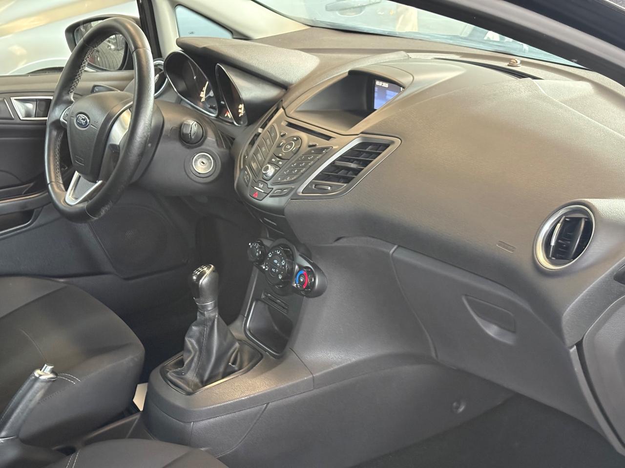 Ford Fiesta 1.2 60CV 5 porte Titanium