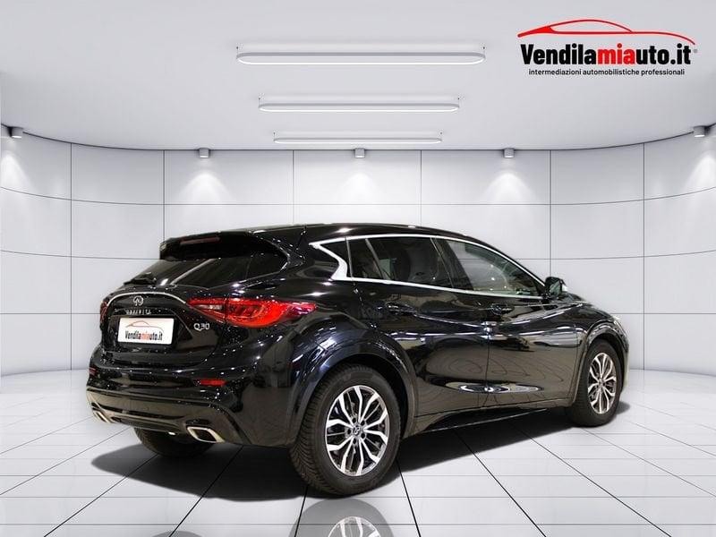 Infiniti Q30 Q30 1.5d Business 109cv