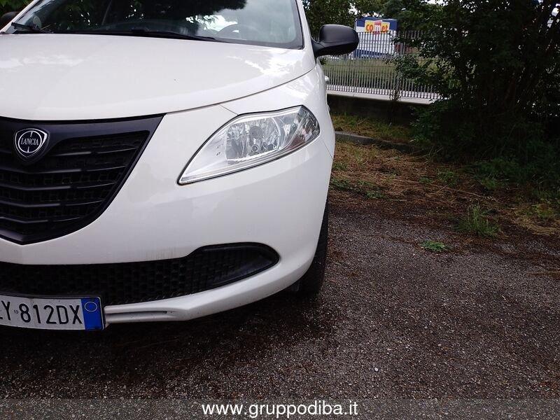 Lancia Ypsilon III 2011 Benzina 0.9 t.air S MomoDesign s&s 85cv dfn E6