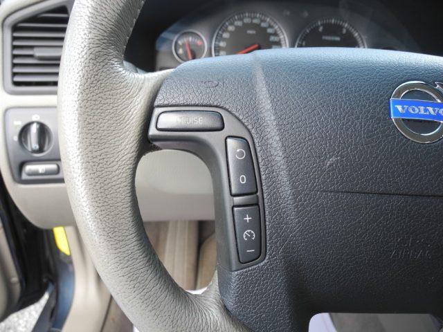 VOLVO XC70 2.4 D5 20v AWD Cross Country autom. - DA VETRINA