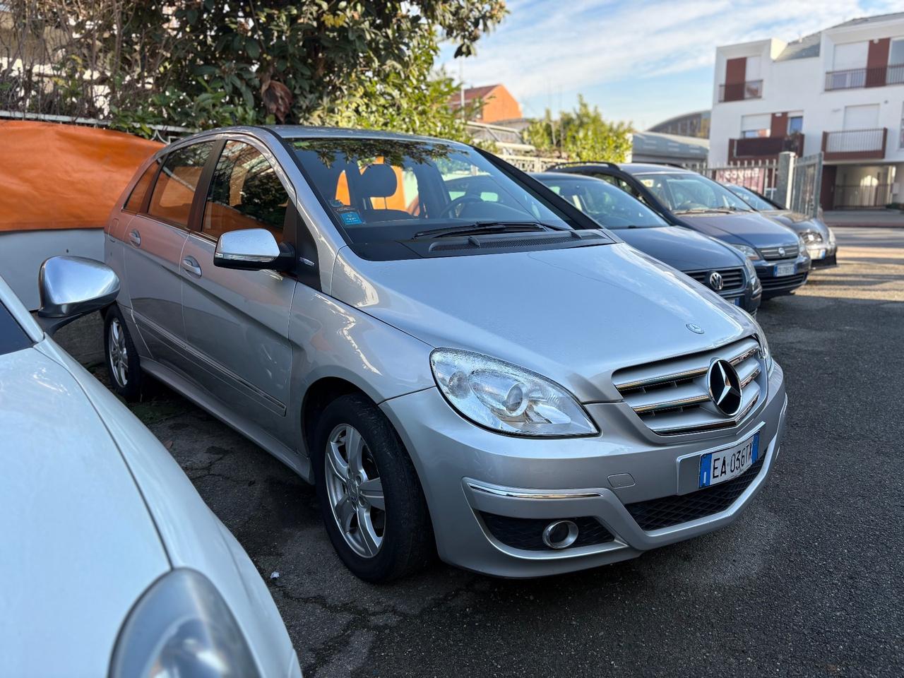 Mercedes-benz B 180 NGT BlueEFFICIENCY Premium