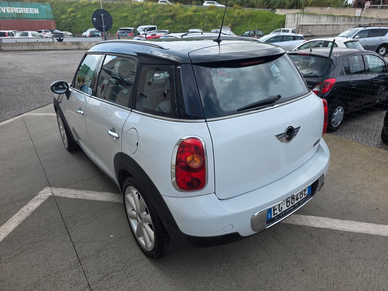 Mini Cooper Countryman 1.6 KM CERTIFICATI