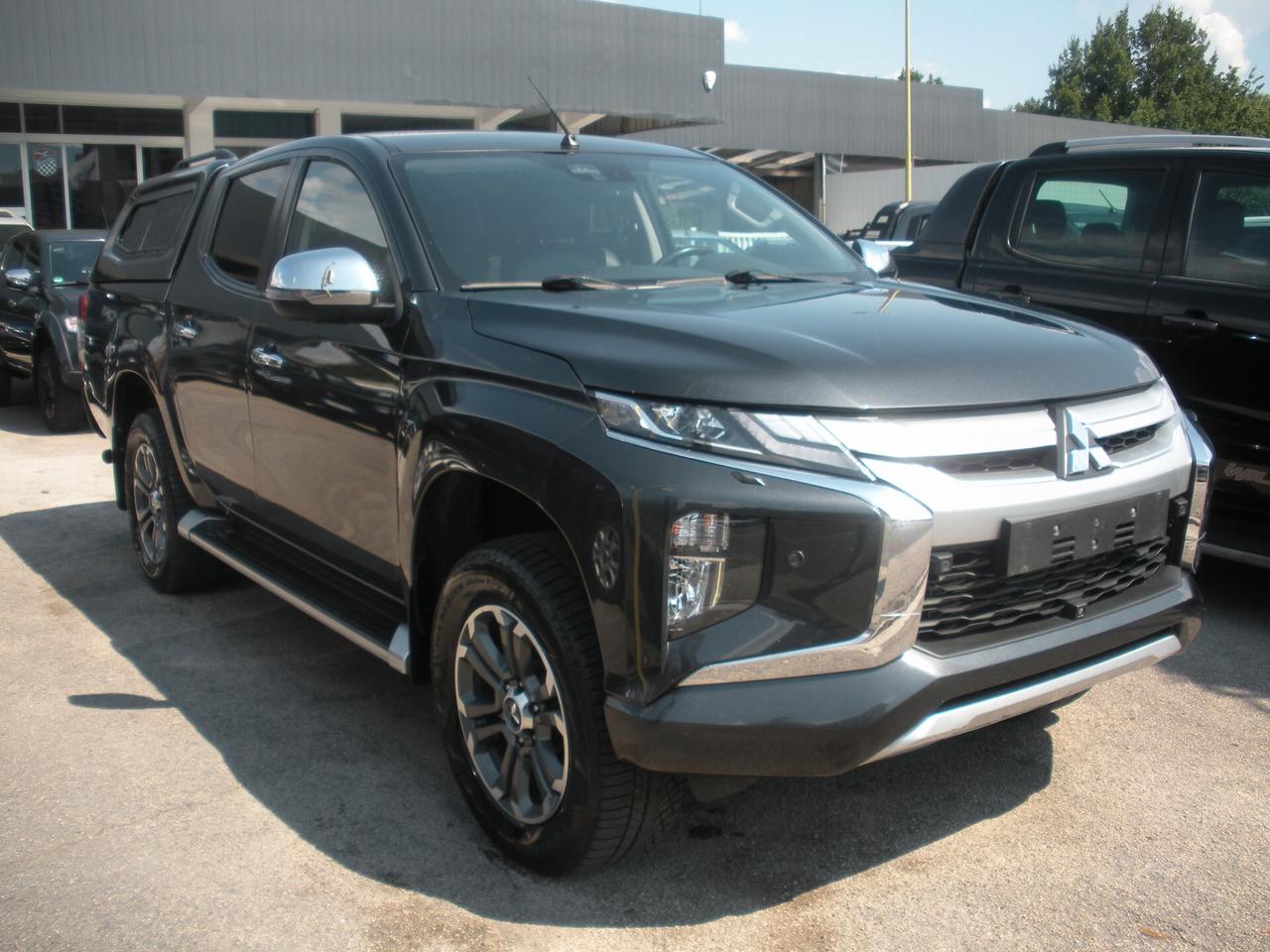 Mitsubishi L200 2.3 D Double Cab 4x4 Super Select Intense aut.