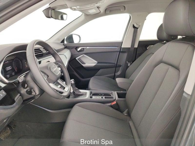 Audi Q3 2.0 35 TDI S Tronic Business Advanced