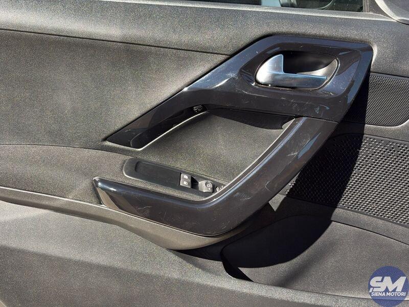 Peugeot 208 Active BlueHDi 75cv