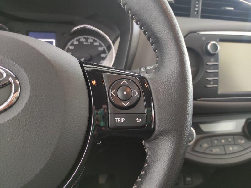 TOYOTA Yaris 3ª serie - Yaris 1.5 Hybrid 5 porte Business