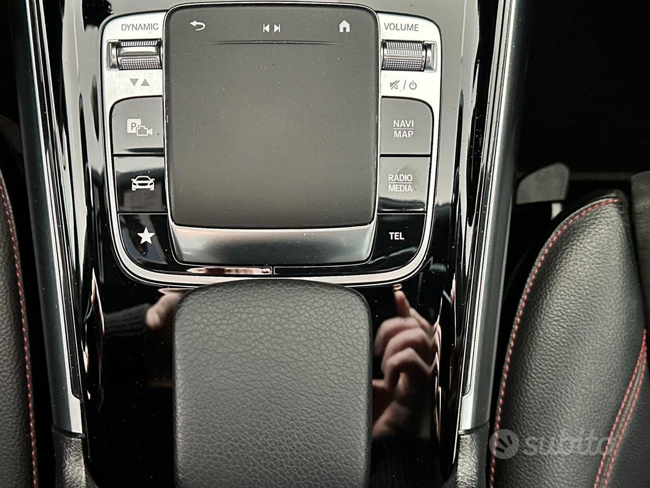 Mercedes-Benz B 180d Premium AMG - 114.000km