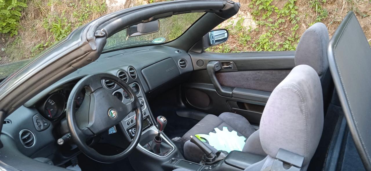 Alfa Romeo GTV Spider 2.0i JTS 16V cat